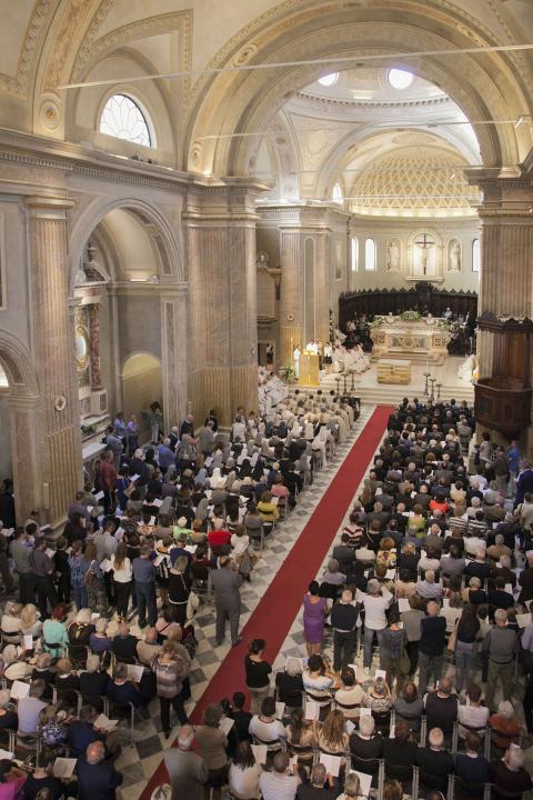 Riapertura Duomo - Celebrazione Eucaristica con benedizione del nuovo altare - 2 Ottobre